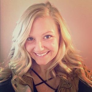 Meet your Posher, Mallory